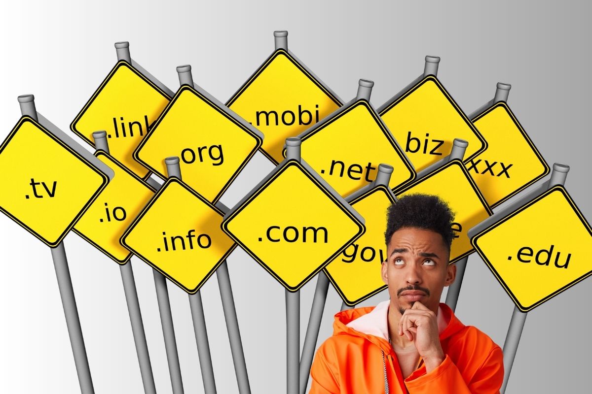 ow to pick domain name when choosing between different domain extensions